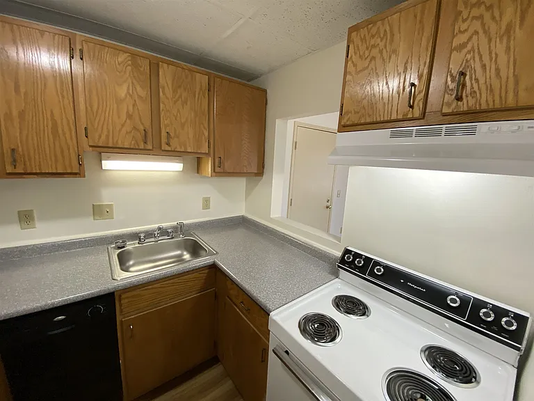610 Union St #202 — Photo 9
