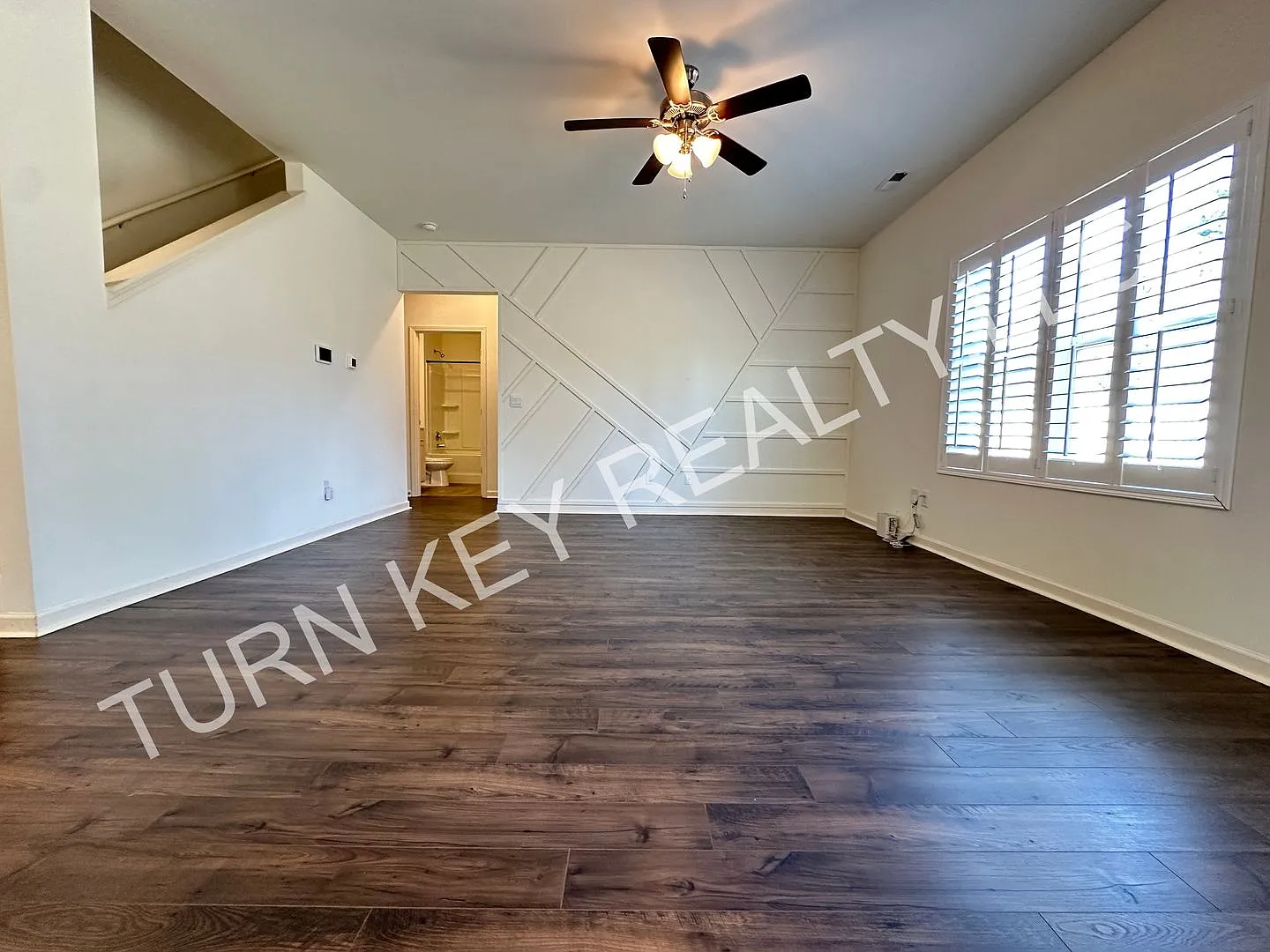Home For Rent In Kimberly **Move In Special** — Photo 4