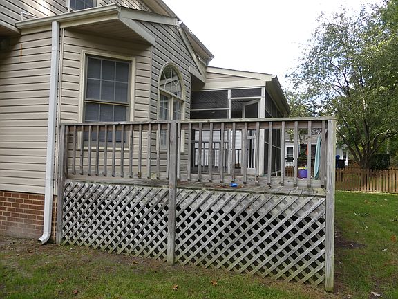 2nd image of 104 Jeffrey Kenneth Pl