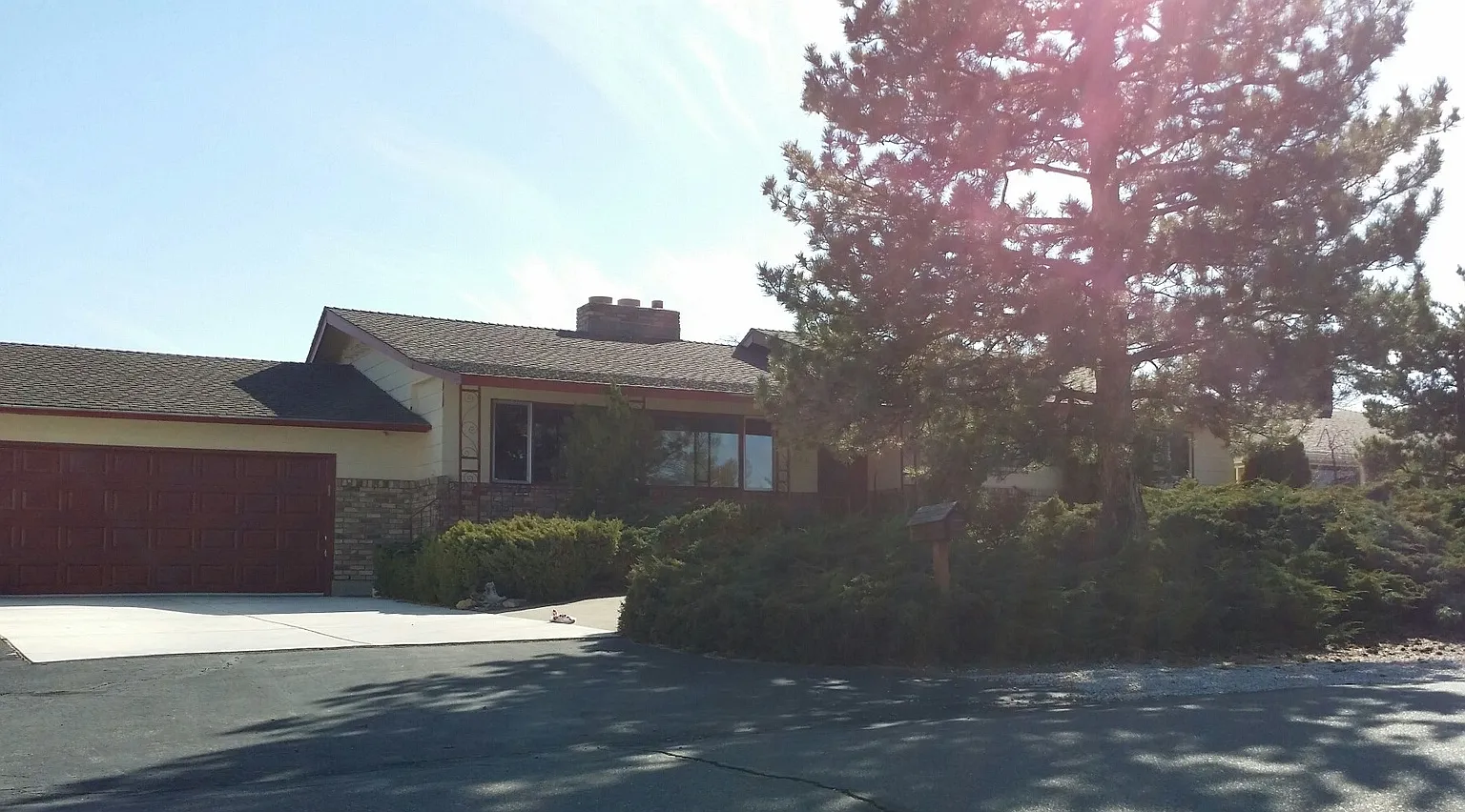 2170 Yuma Ln photo 1