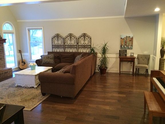 4th image of 1017 SW Stonecreek Dr