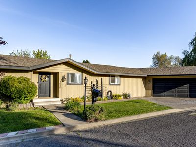 811 N 51st Ave, Yakima, WA, 98908