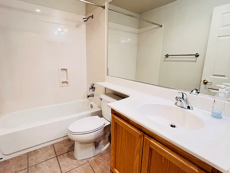 3635 Snowbird Ct #B — Photo 8