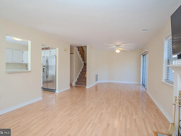 6202 Cedar Ct — Photo 7