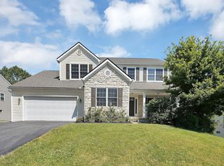 2570 Crestview Woods Dr, Newark, OH 43055