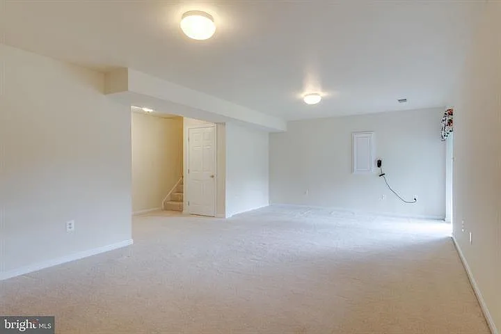 6805 Hollow Glen Ct — Photo 21
