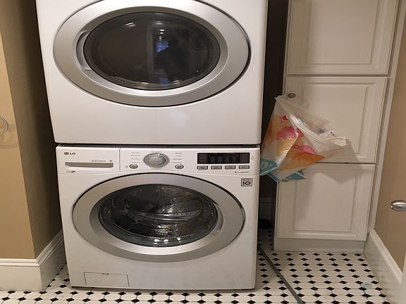 5th image of 10 Cutler St APT 1