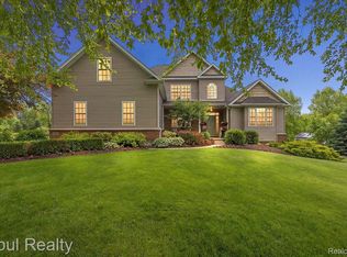 5164 Birch Ln, Davisburg, MI 48350