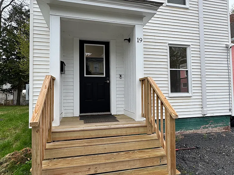 19 Melville St #1 — Photo 1