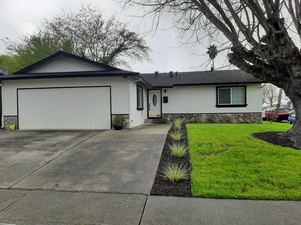 7882 Bernice Ct, Rohnert Park, CA 94928