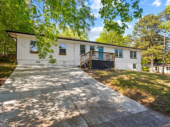 2529 Ryne St NW, Atlanta, GA 30318