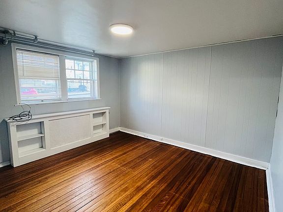 5th image of 284 S Allen St #B2