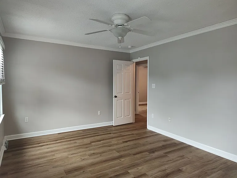 7413 Doves Nest Cir — Photo 27