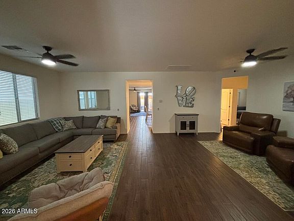 5th image of 3123 E Quince Street