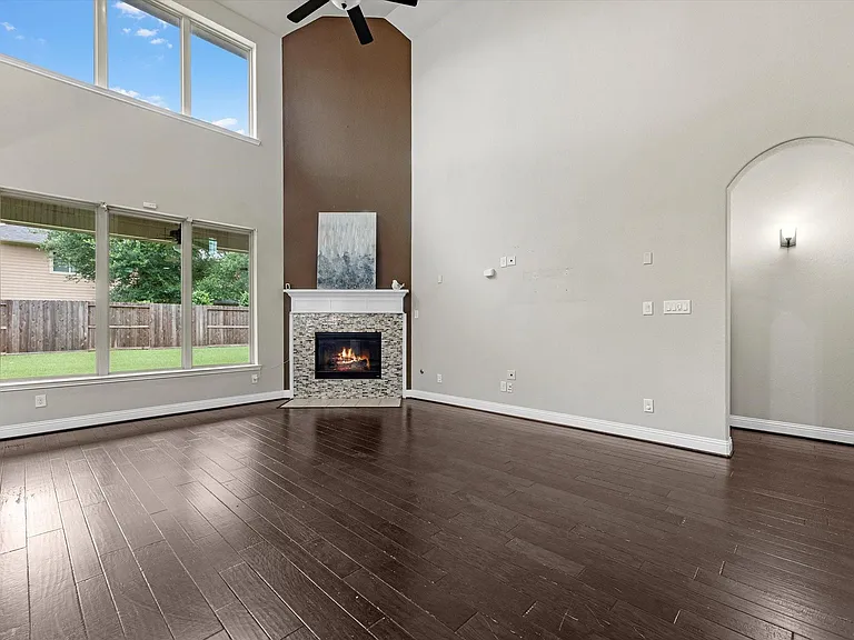 15819 Graham Spring Ln — Photo 24