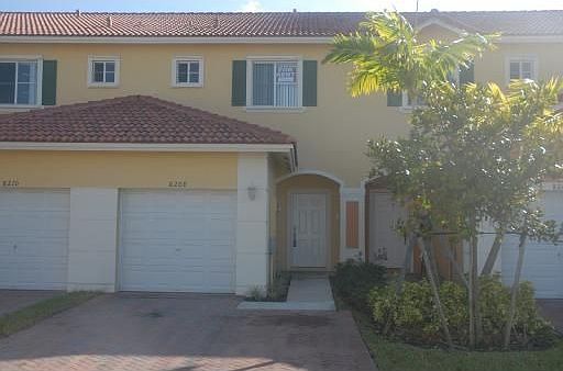2nd image of 8208 Santa Monica Ave