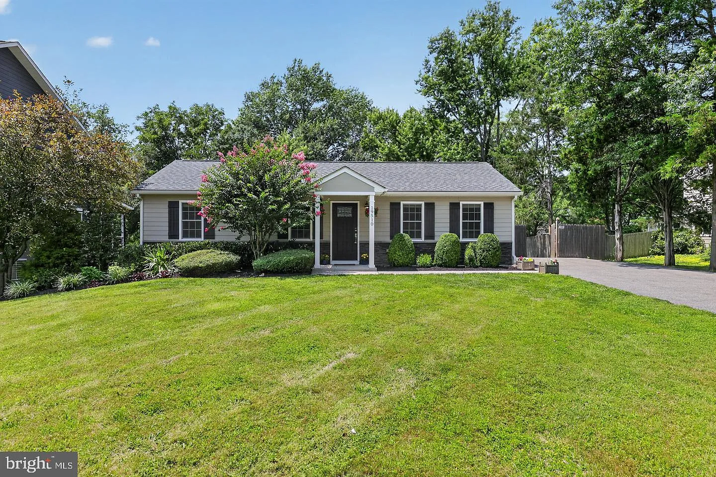 3 bed, 3.0 bath, 1807 sqft, $3,695 — Photo 1