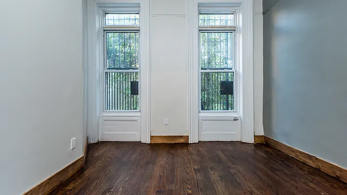 Rented by Nooklyn NYC LLC | media 35