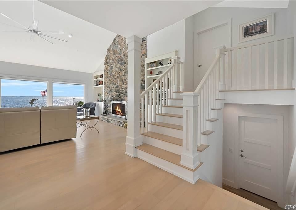 11 Convent Ln, Center Moriches, NY 11934 Zillow