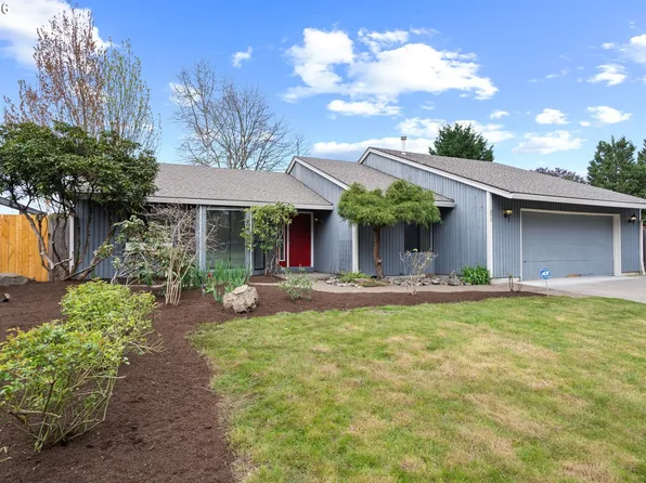 895 SW 166th Ave, Beaverton, OR 97006