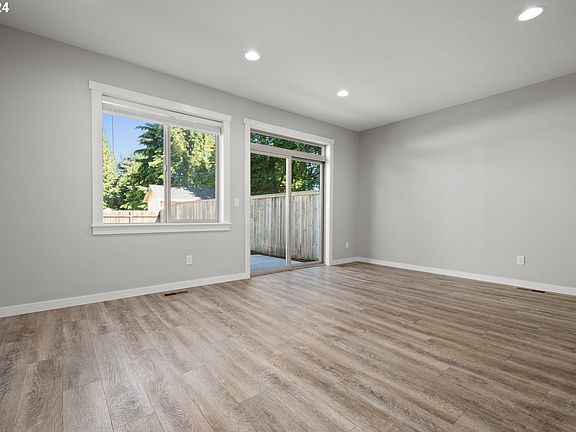 5th image of 6009 NE 105th Ave