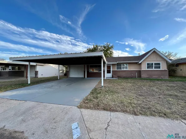 1017 W Iron Ave, Hobbs, NM 88240
