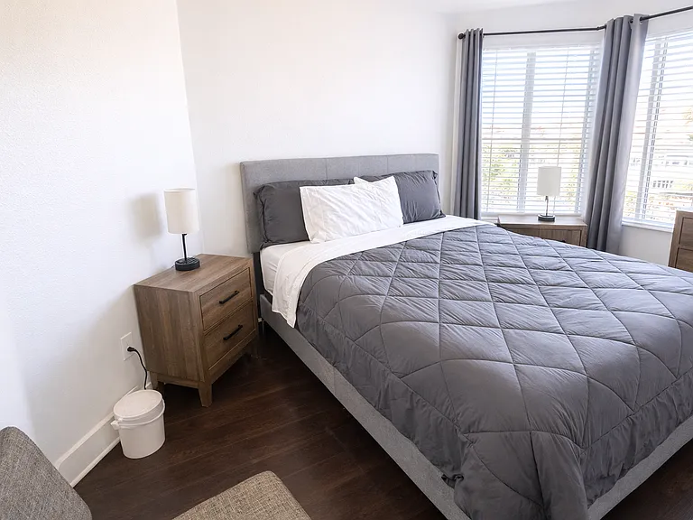 10740 Wilshire Blvd #605 — Photo 21