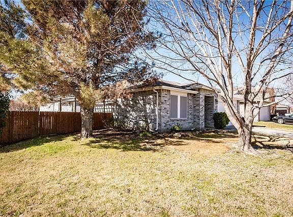 2nd image of 4509 Cedar Crest Dr