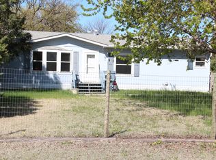 213 N Main St, White River, SD 57579