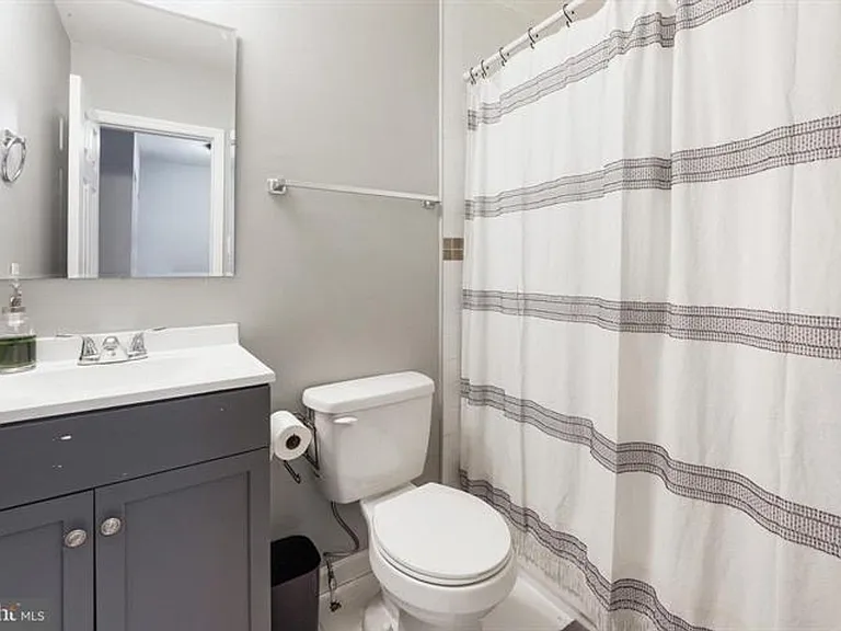 12120 Stoneford Dr — Photo 20