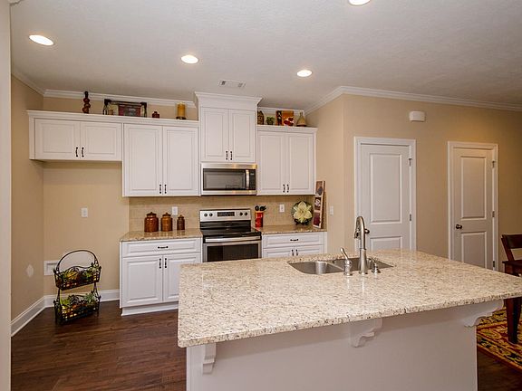 2nd image of 693 Red Cedar Ct #32C