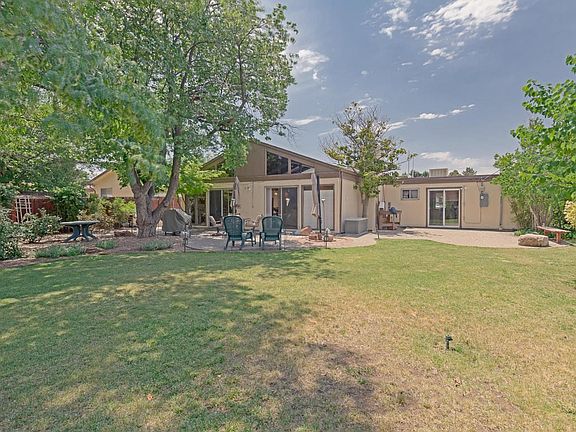 7713 El Conde Ave NE-14