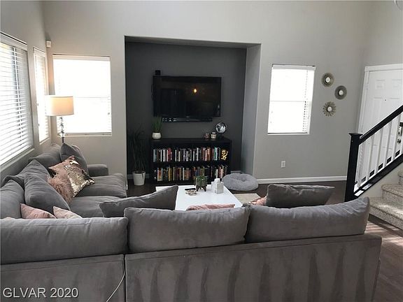 4th image of 10576 Pueblo Springs St