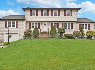 12 Murray Rd, Woburn, MA 01801