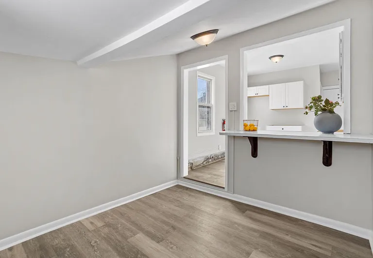 415 Wood St — Photo 10