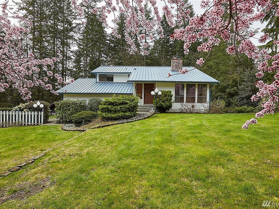 1st image of 3398 SE Emelia Ln