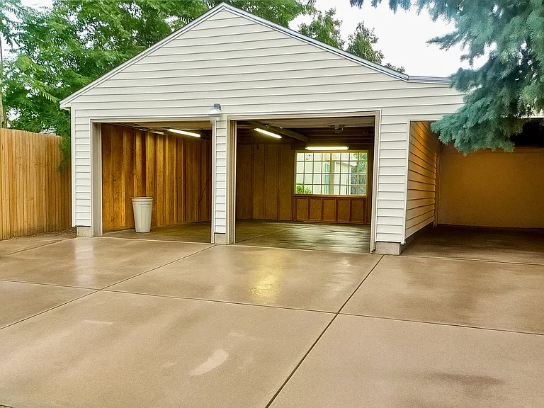 4300 S Delaware St — Photo 34