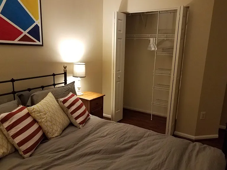131 Quiet Waters Pl — Photo 12