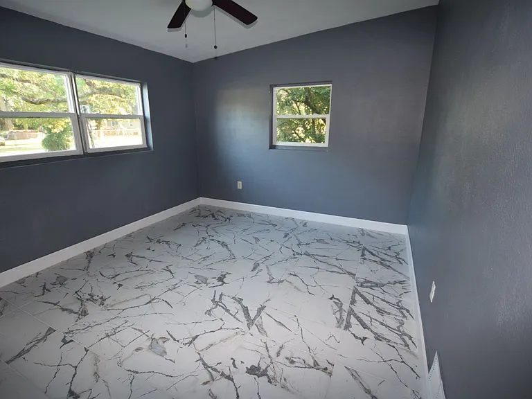 2637 Healy Dr — Photo 17
