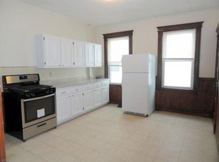 26 Rockland Ave FLOOR 2, Malden, MA 02148