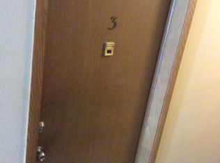 822 Wisconsin St APT 3, Lake Geneva, WI 53147