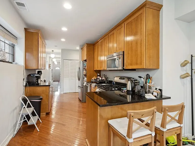 1722 W Ohio St #2 — Photo 4