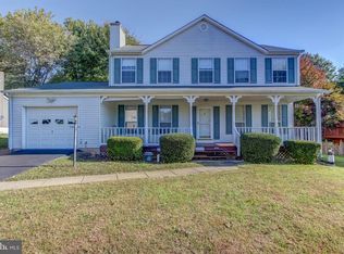 13715 Palm Rd, Woodbridge, VA 22193