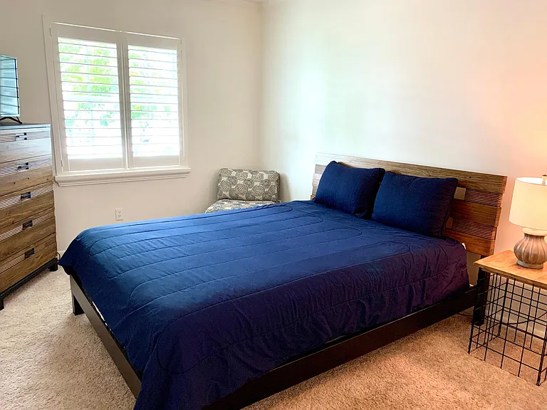 upstairs 2nd bedroom