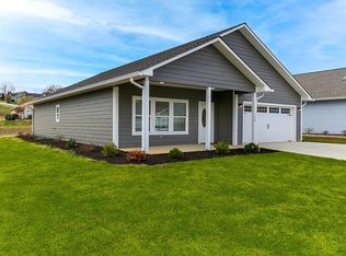 182 Riverwalk Cir, Hayesville, NC 28904