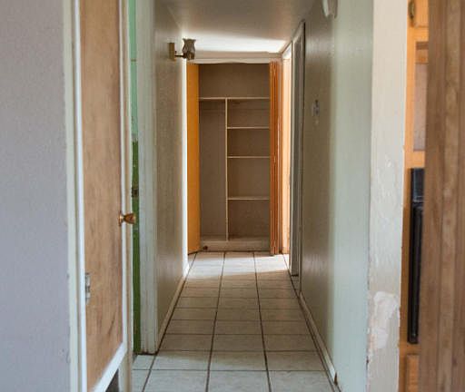5th image of 450 S Hunt Dr