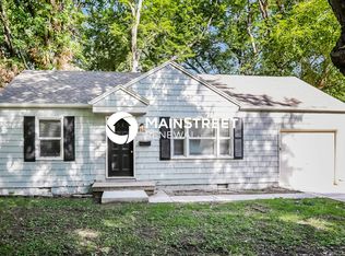 8906 Richards Dr, Raytown, MO 64133