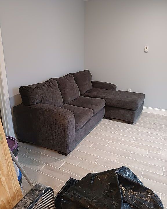1st image of 55 Hard Scrabble Rd
