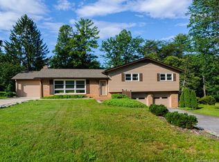 540 Peyton Dr LOT 10-11, Hendersonville, NC 28739