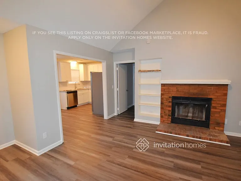 11604 Calgary Dr — Photo 4